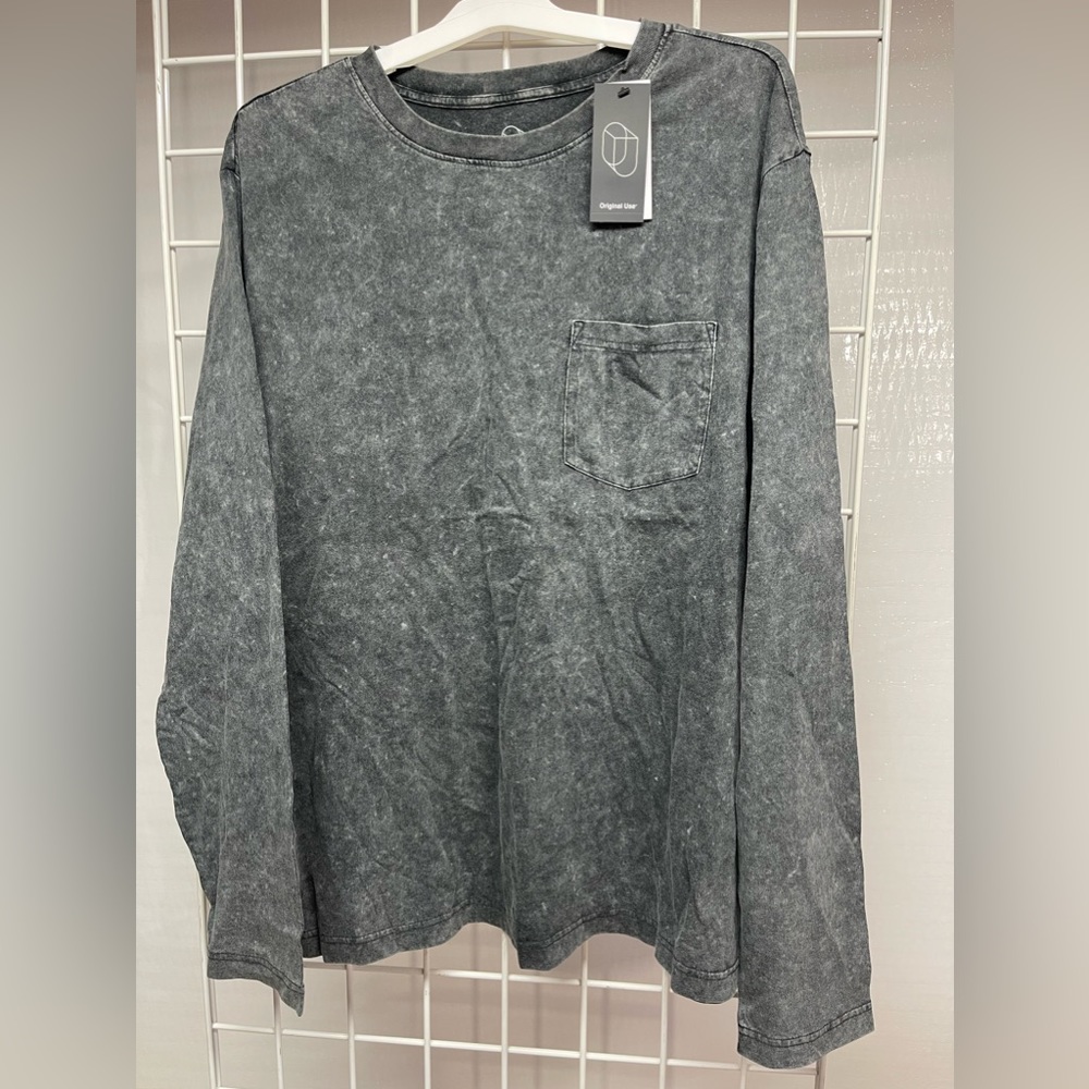 Men’s XL long sleeve